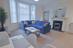 Lisburne Palms Lovely, spacious 2-bed flat near Torquay Harbour